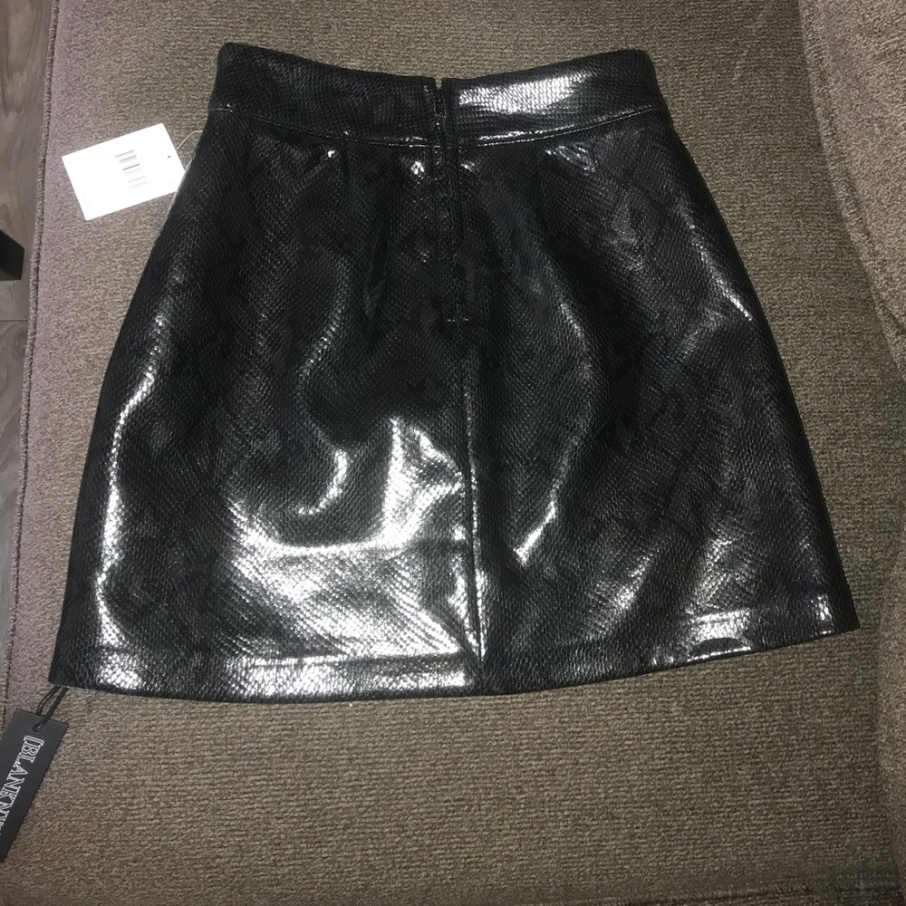 Mini skirt - Picture 9 of 11